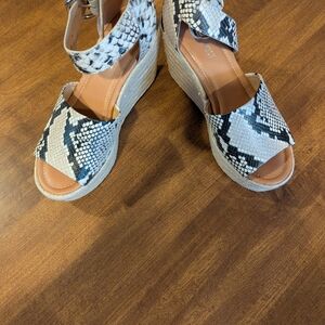 Nine West Black and White Wedge Sandals with Ankle Strap